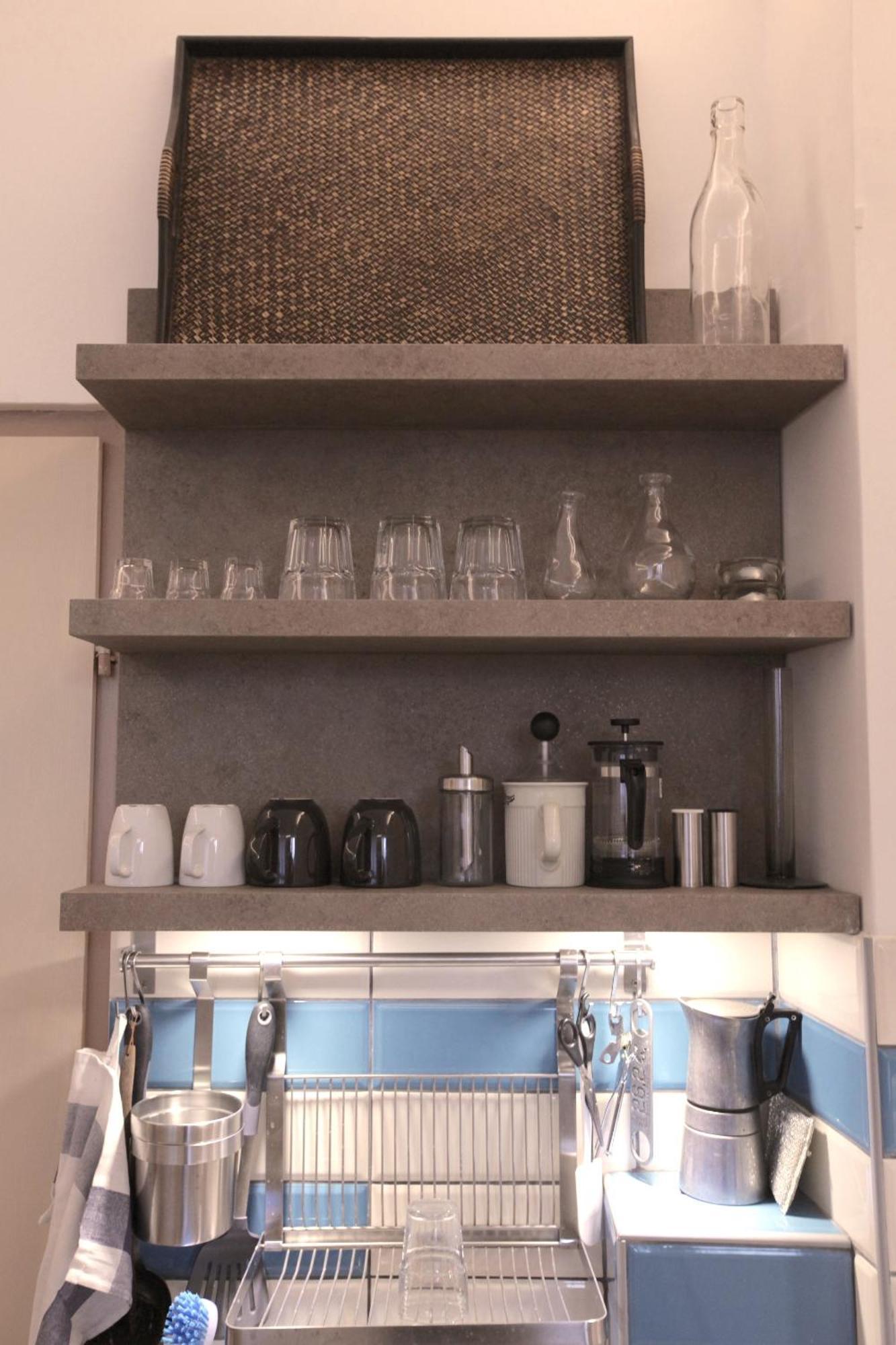 Film Poster Or Coffee Basement Apartman With Terrace Budapest Exterior photo